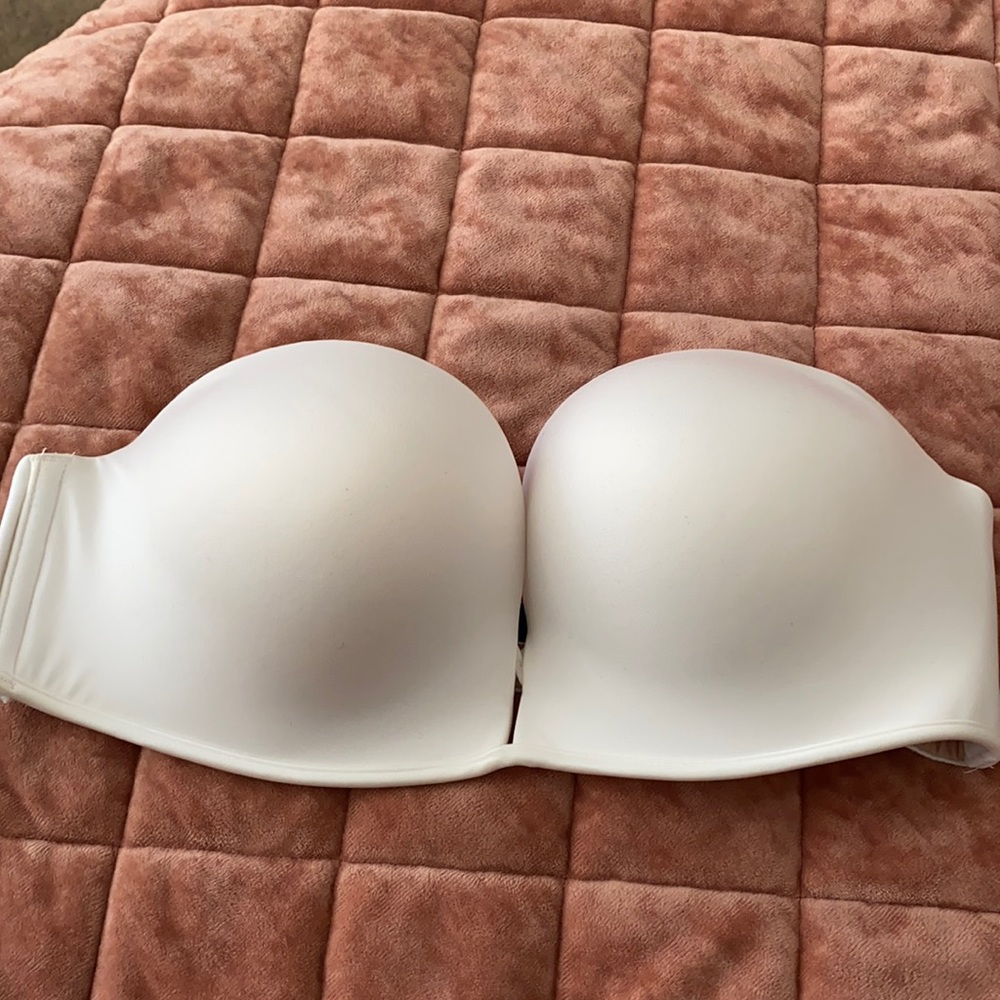 VS bombshell bra